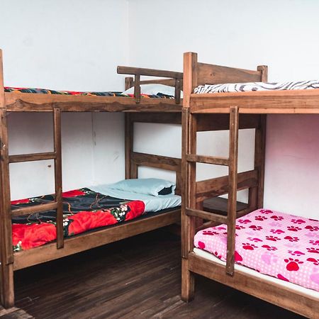 Hostal Cq Chapinero Bogotá Exteriör bild