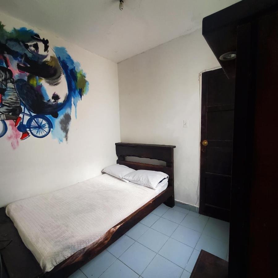 Hostal Cq Chapinero Bogotá Exteriör bild