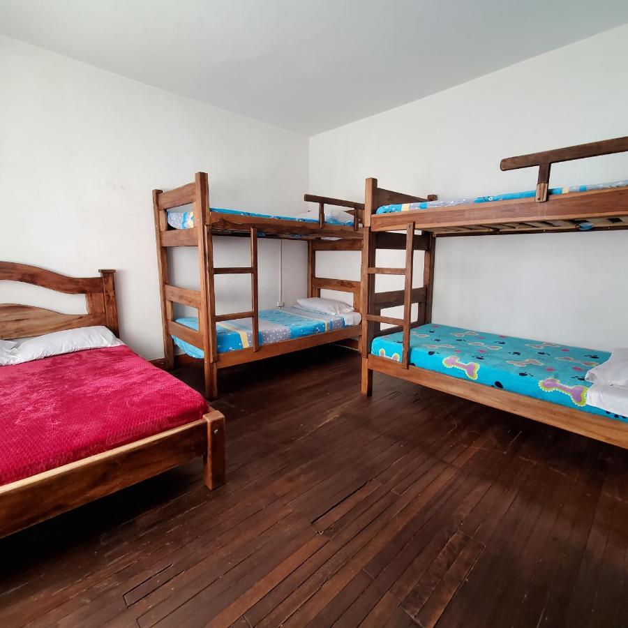 Hostal Cq Chapinero Bogotá Exteriör bild