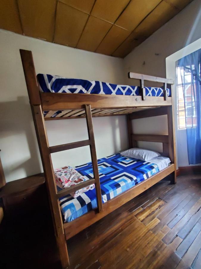 Hostal Cq Chapinero Bogotá Exteriör bild