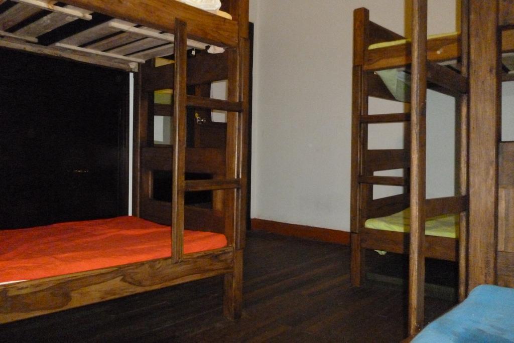 Hostal Cq Chapinero Bogotá Exteriör bild