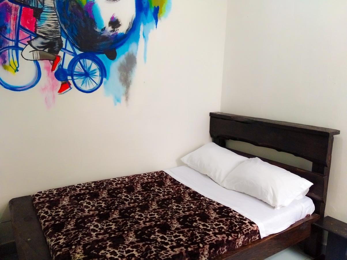Hostal Cq Chapinero Bogotá Exteriör bild