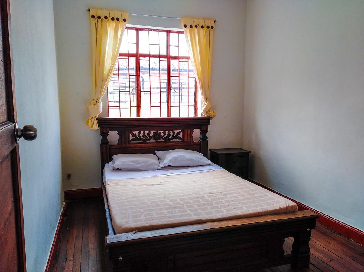 Hostal Cq Chapinero Bogotá Exteriör bild